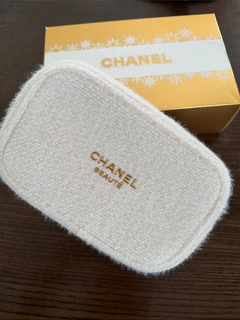 Chanel Beauté cosmetic pouch - Picture 6 of 6